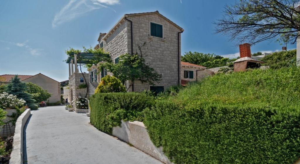 Apartment In Bol With Seaview, Terrace, Air Condition, Wifi Kültér fotó